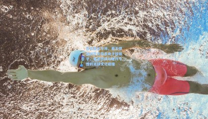 吉文直言不讳，看不惯加纳乔走路歪身子挂链子，老派作风与现代个性的足球文化碰撞